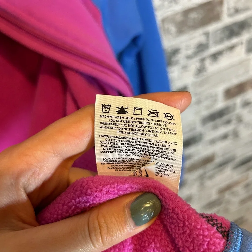 Nike Therma-FIT Womens Full Zip Hoodie Pink Blue Just Do It Graphic Medium